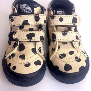 VANS CHEETAH HEARTS SZ 4.5